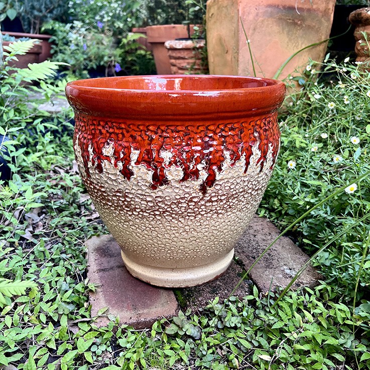 https://branch3d.com.au/cms/works/red-glaze-top-edge-textured-plant-pot-go.jpg